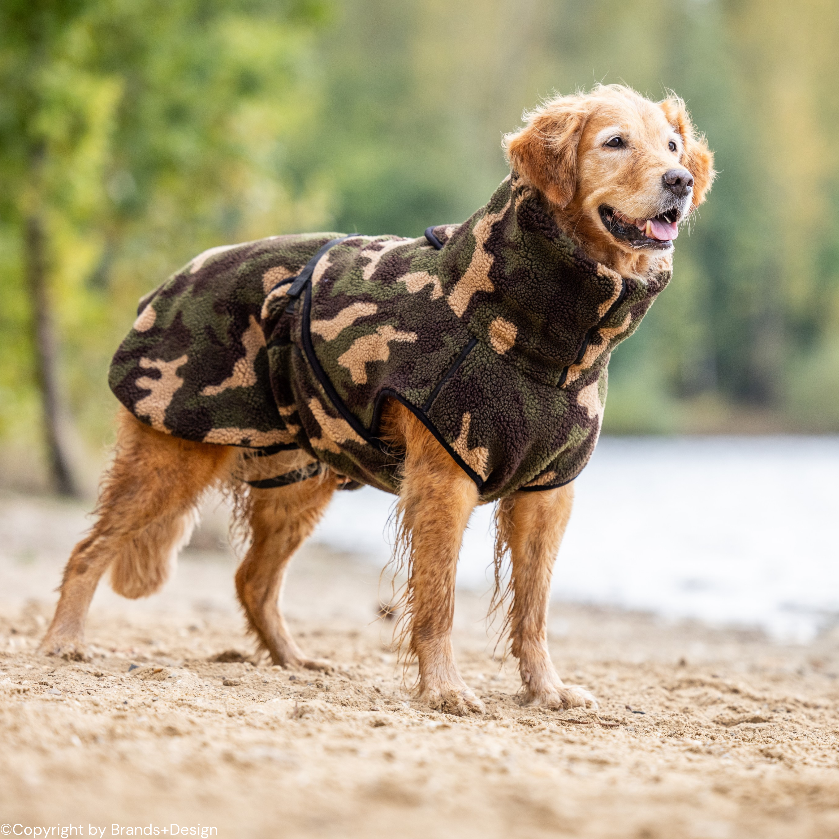 Warmover fleece cape camouflage